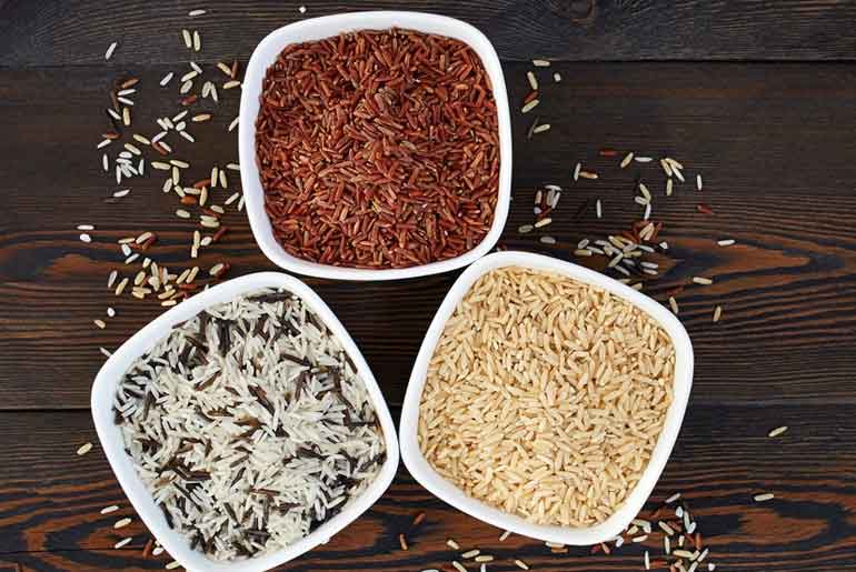 Poha tends to be lower in calories